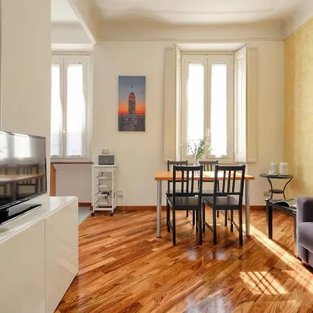 Apartamento Joivy Bright & Cosy Flat Near The Centre Milão